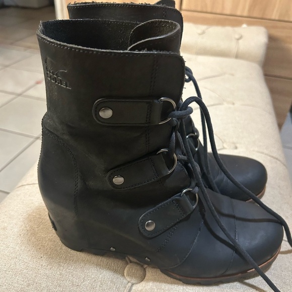 Sorel Joan of Arctic Wedge Mid Boots Womens Quarry Leather Lace Up Waterproof 10 - Picture 1 of 10